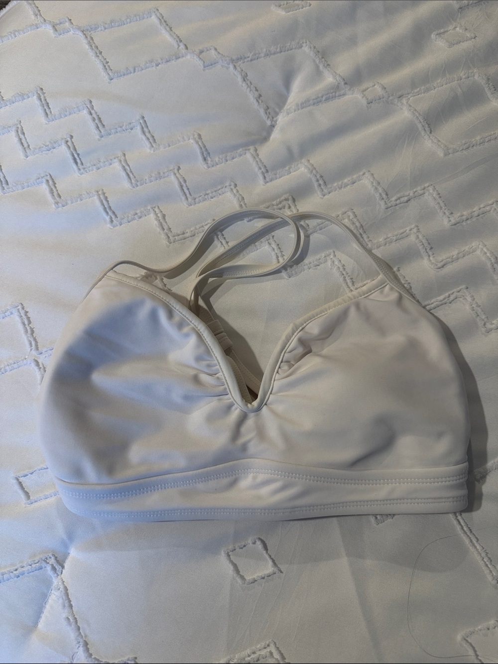 Everyday Seamless V-Neck swim top adjustable build in cups